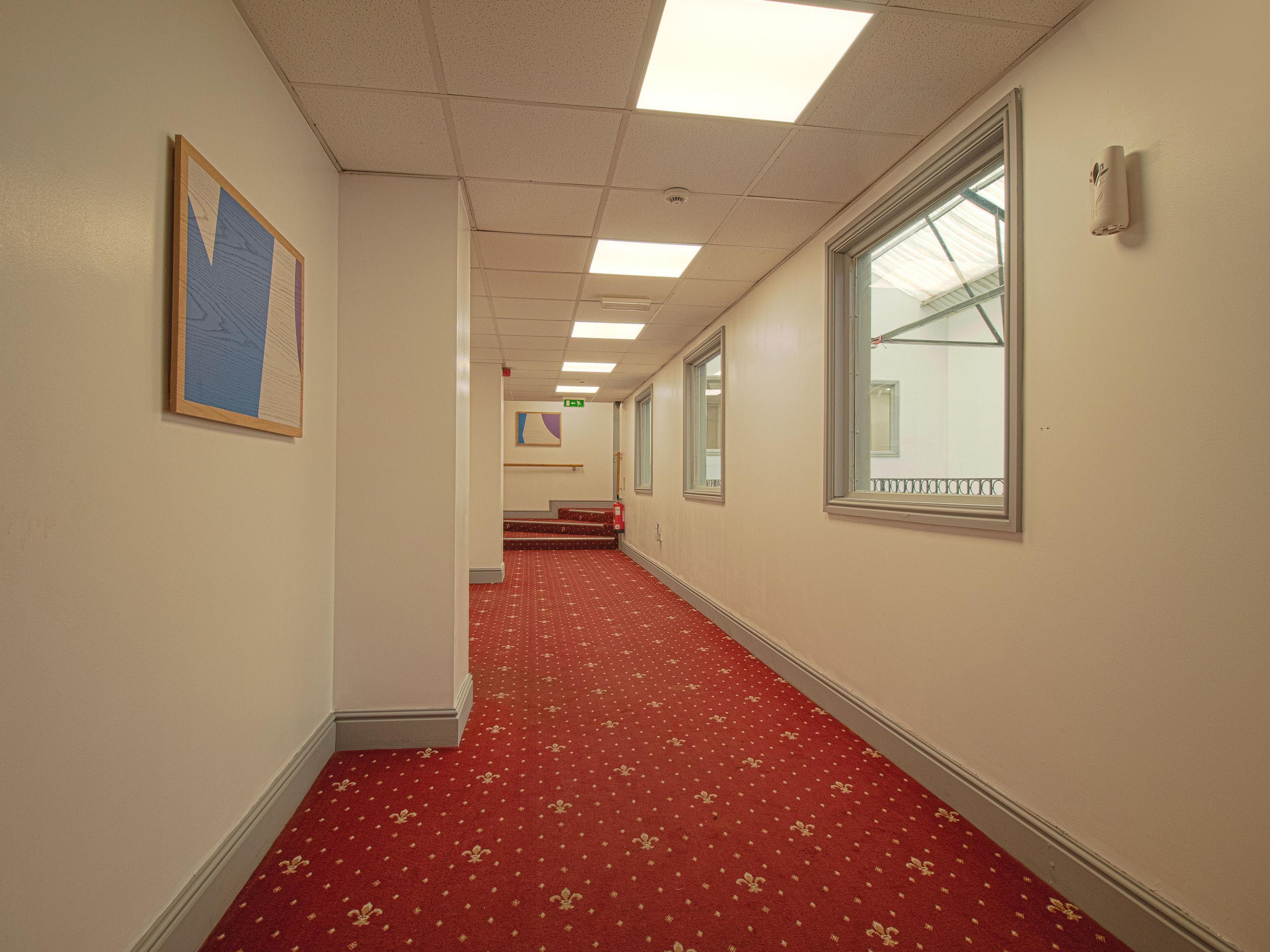 Oyo Hotel Clamart Скънторп Екстериор снимка